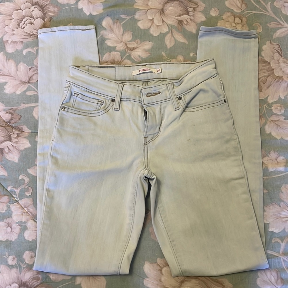 Levi’s 711 skinny jeans